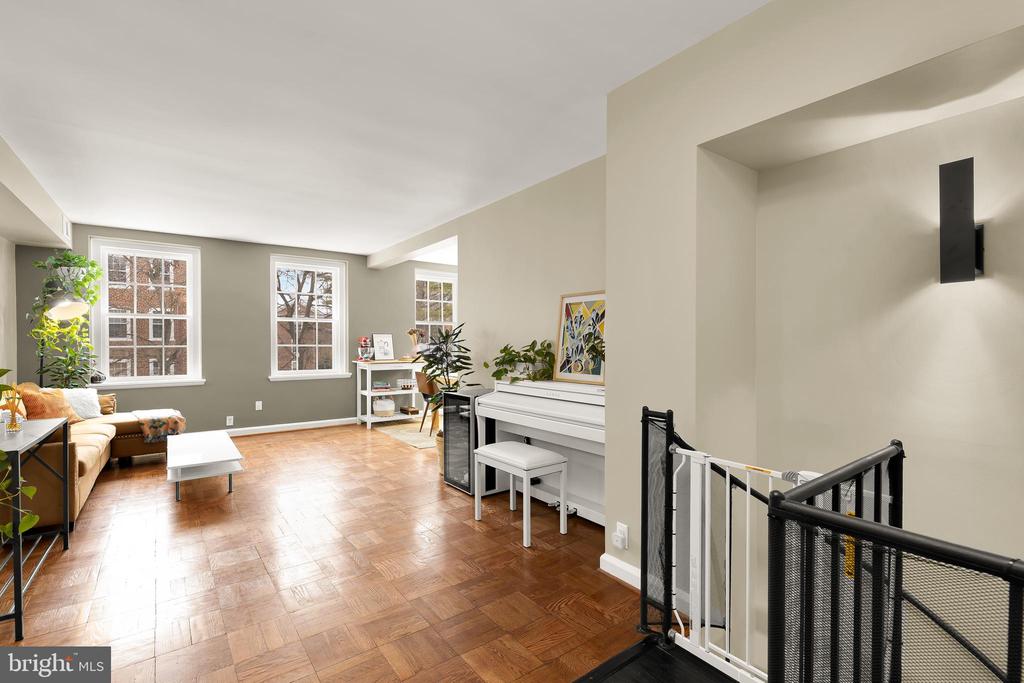 3821 NEWARK STREET NW B440