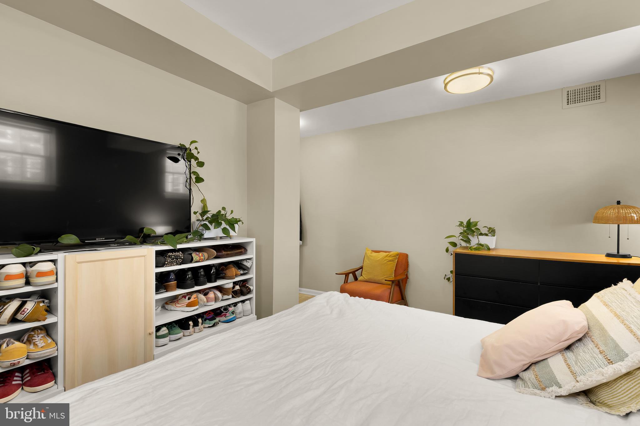 3821 NEWARK STREET NW B440