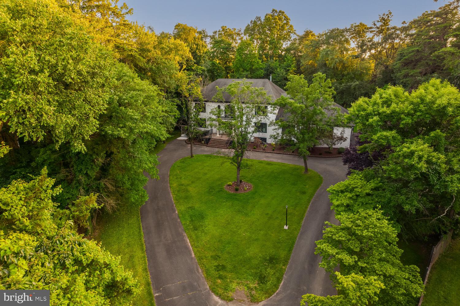 9118 BELLS MILL ROAD