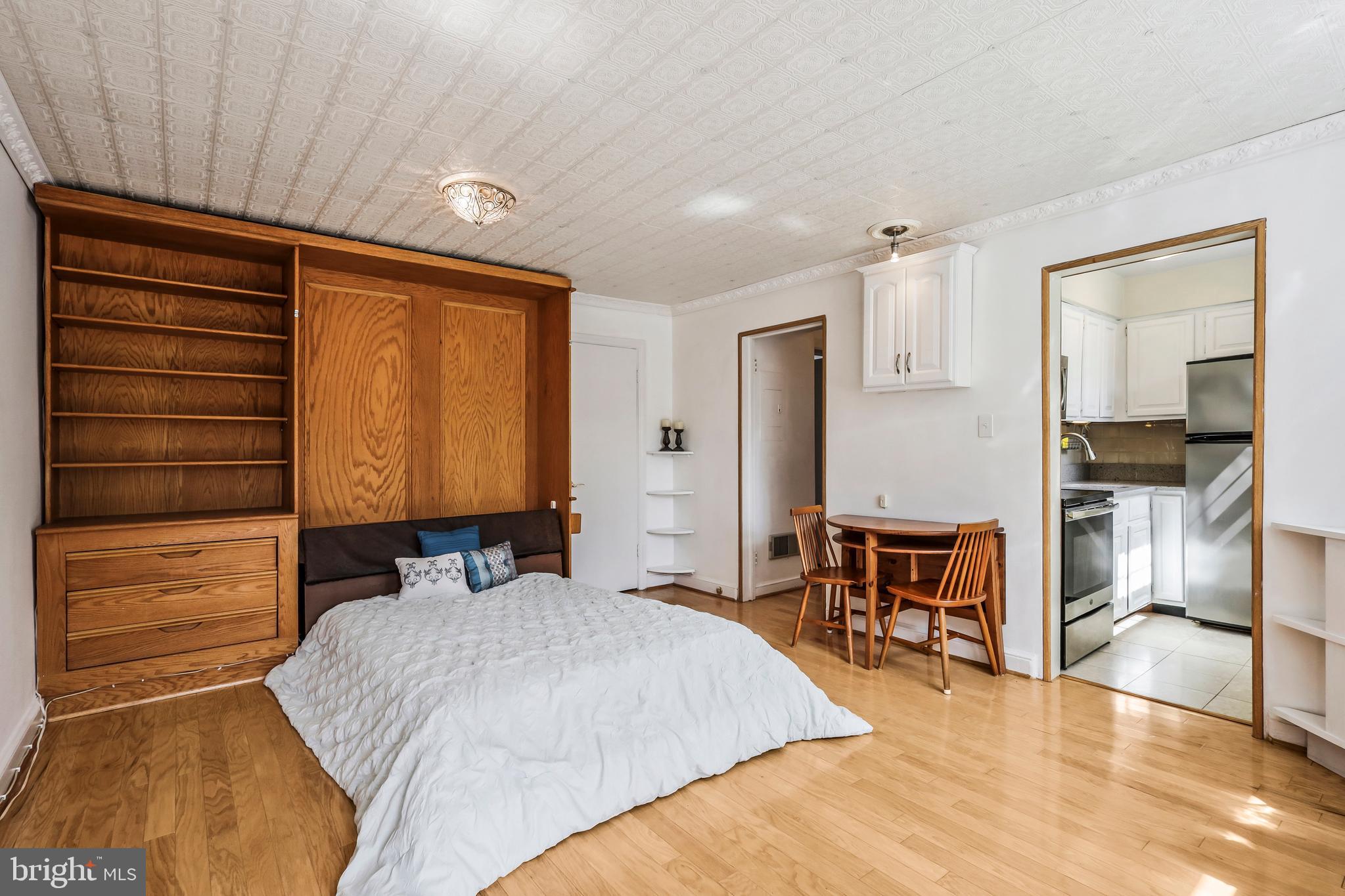 1821 21ST STREET N 1