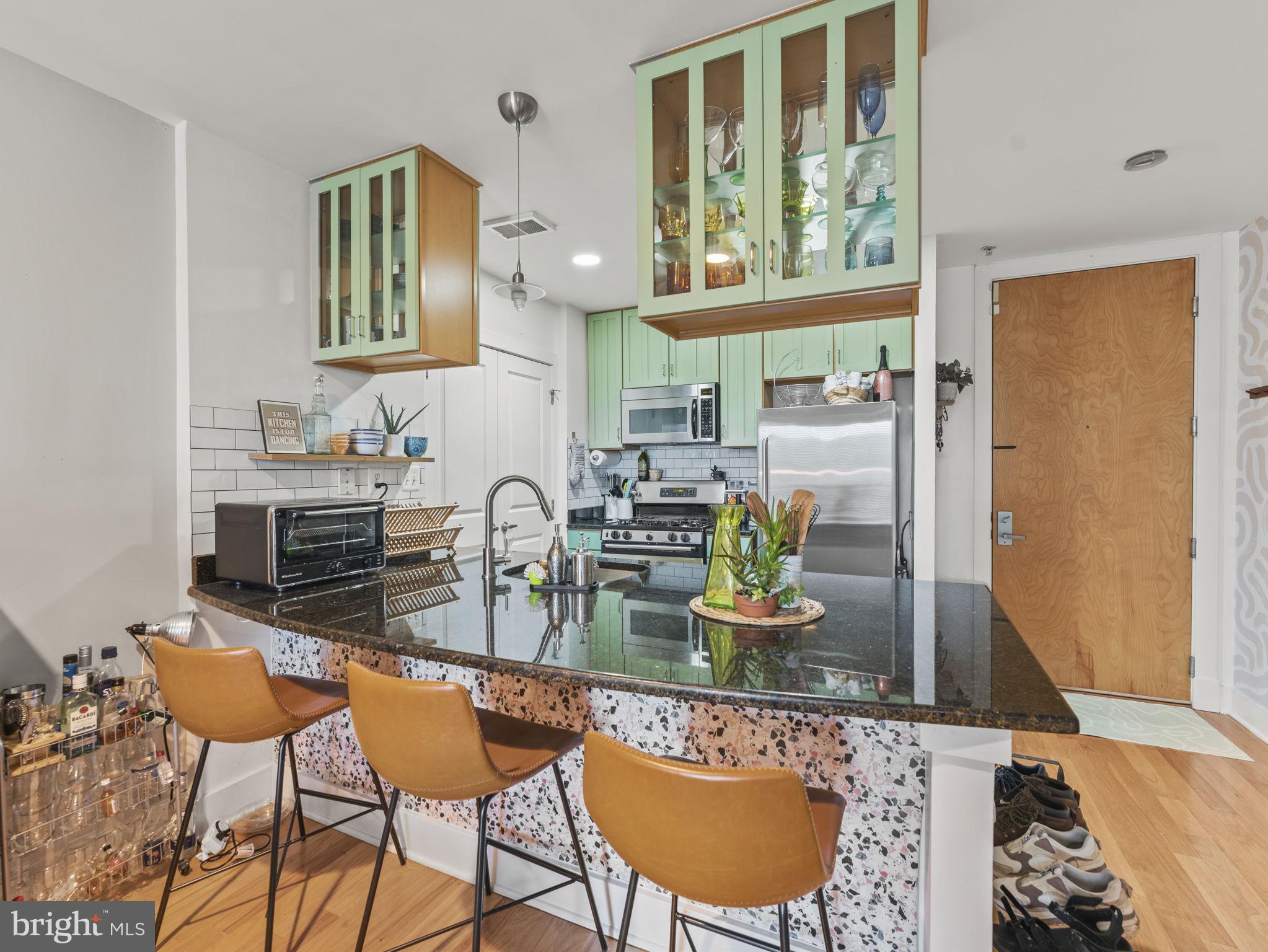 1200 N Hartford St #109