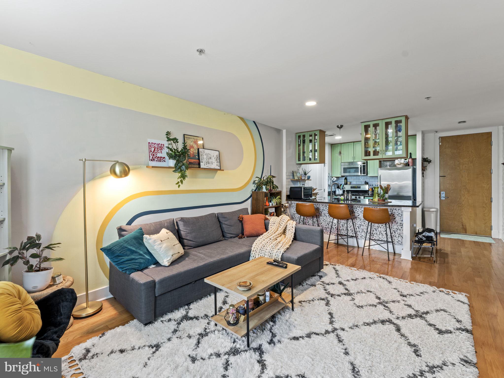 1200 N Hartford St #109