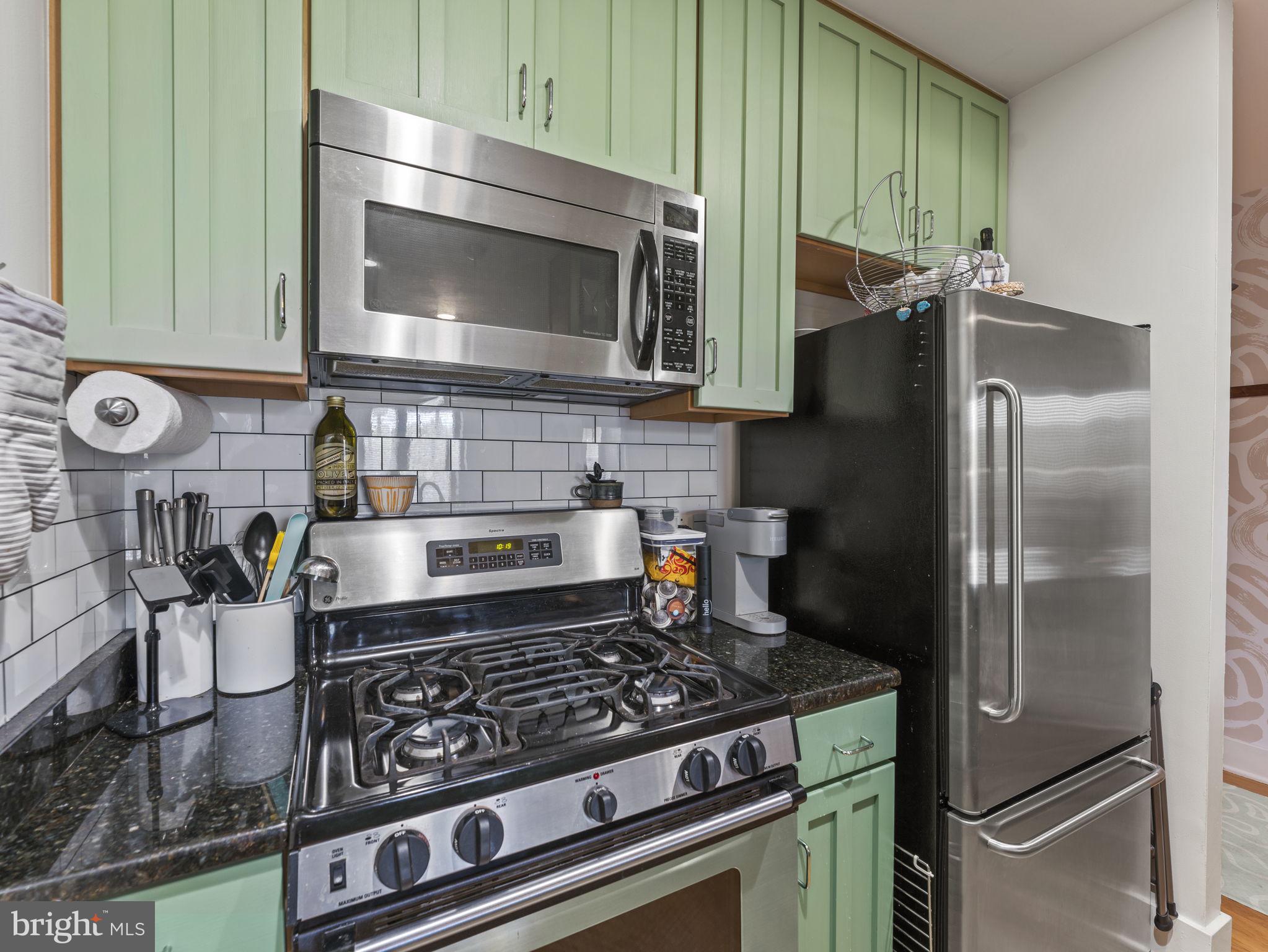 1200 N Hartford St #109