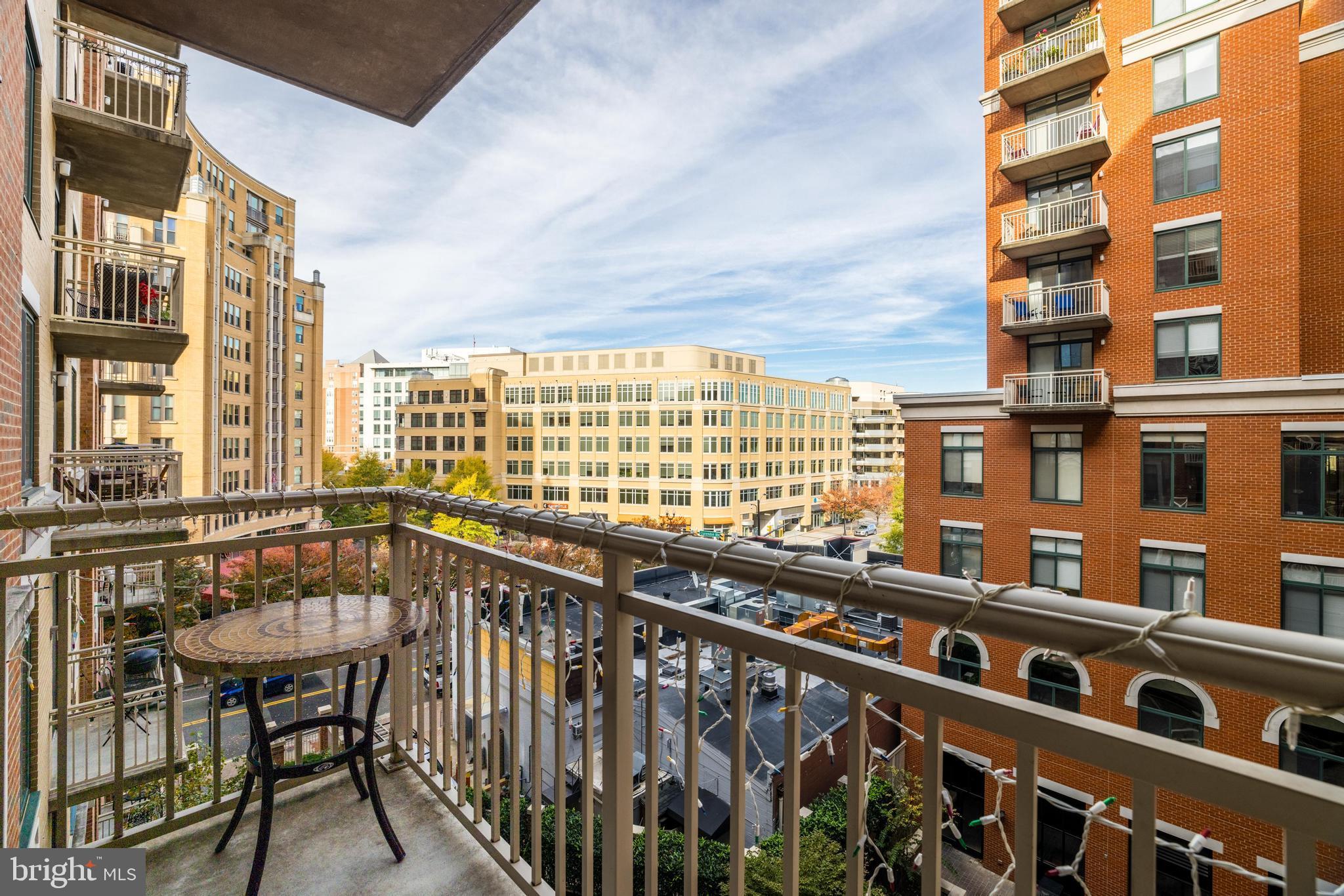 1205 N Garfield St #510
