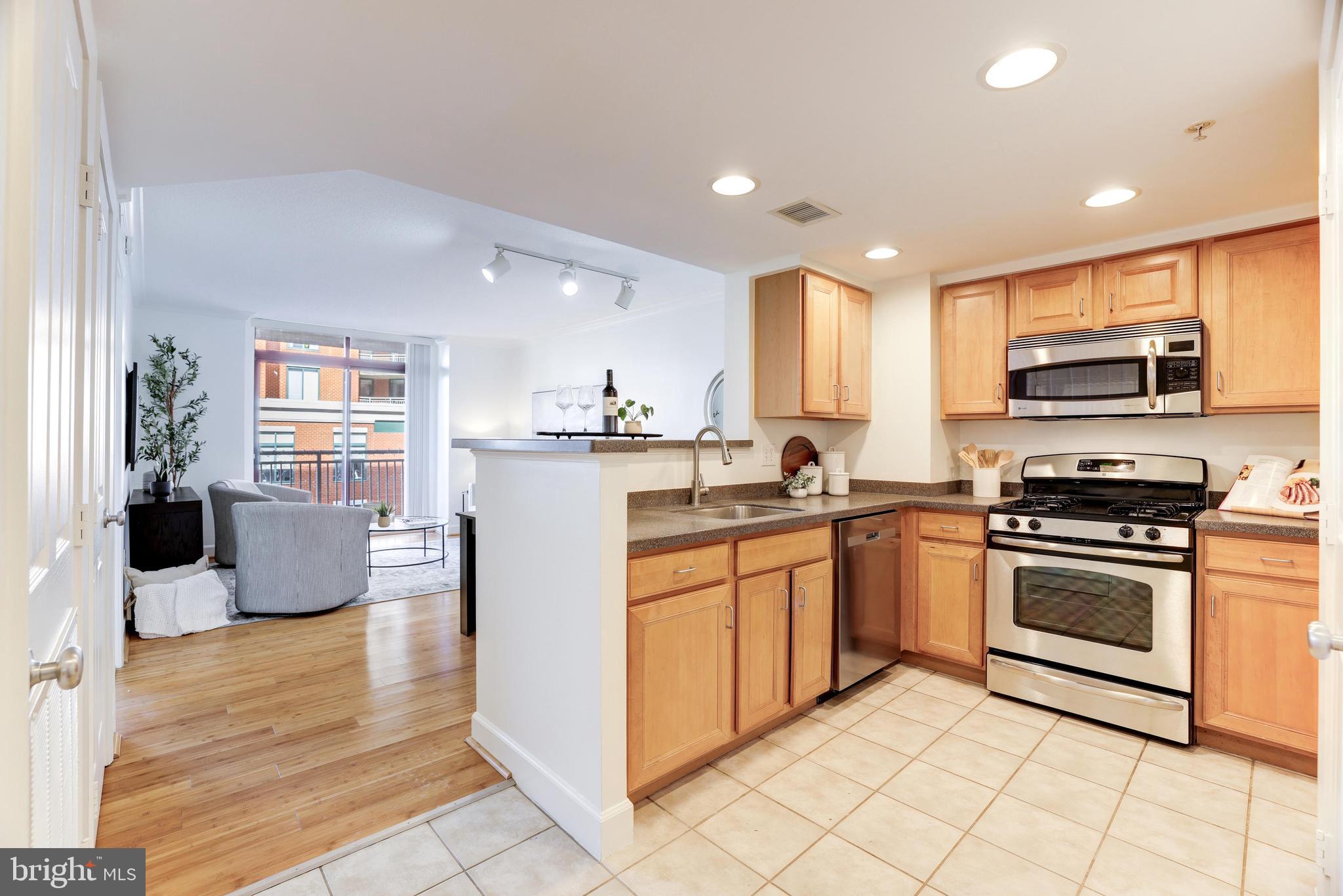 1205 N Garfield St #510