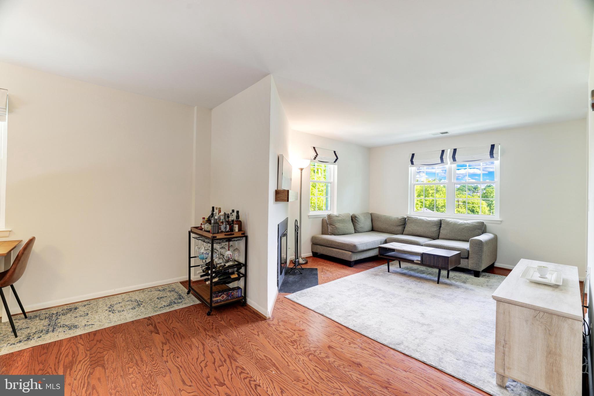 4633-C 28th Rd S #C