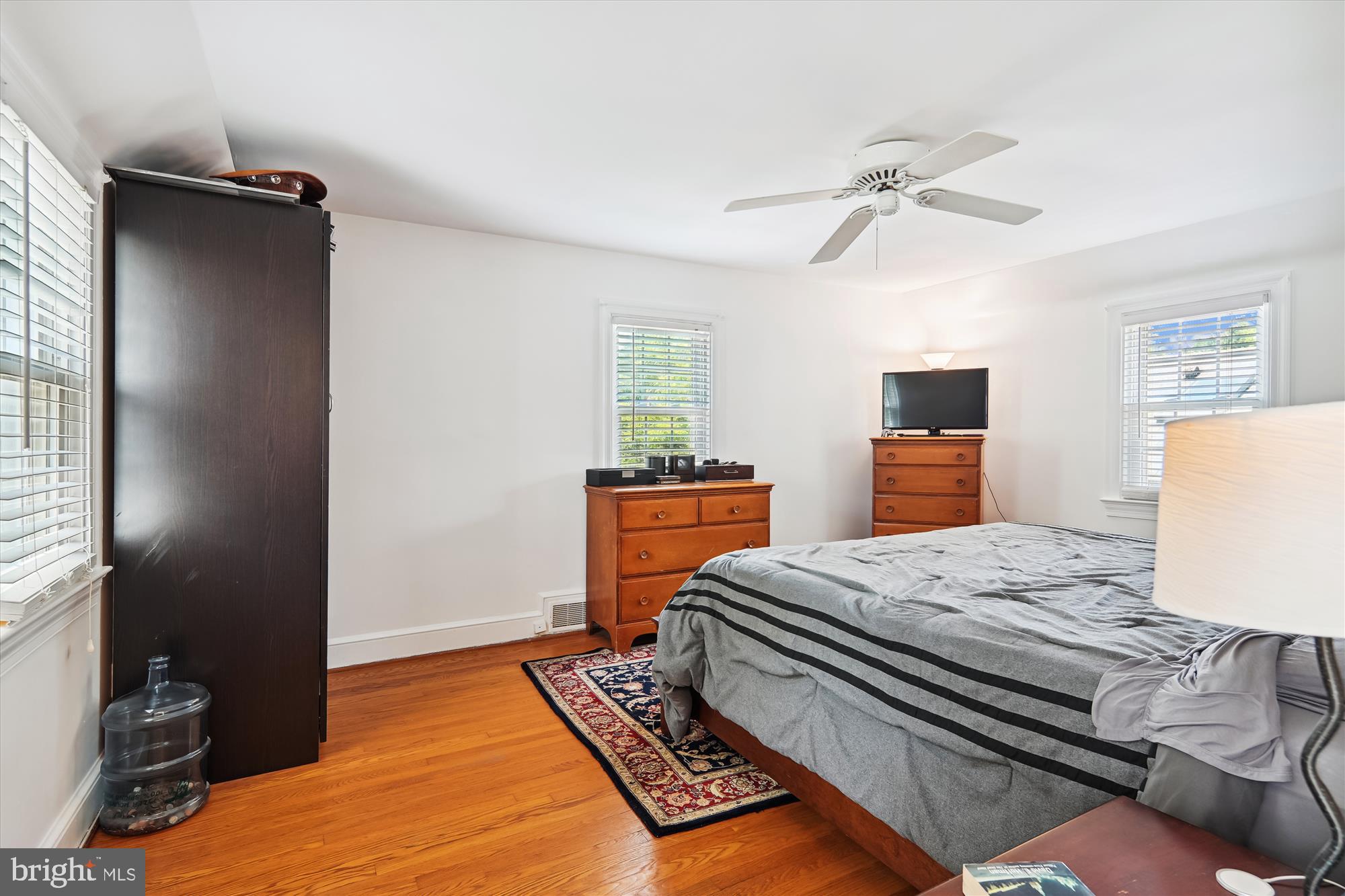 1802 N WAKEFIELD STREET