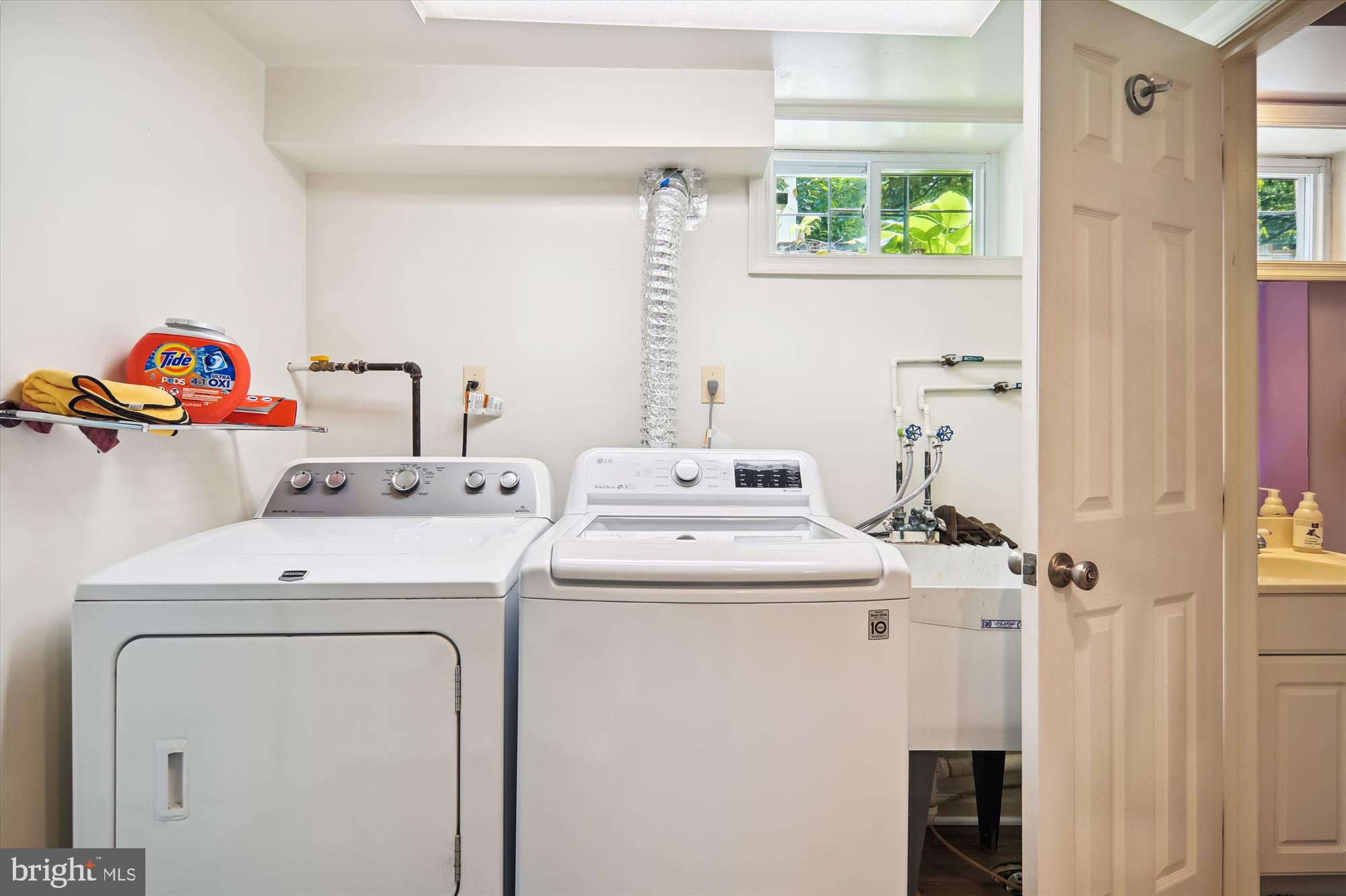 1802 N WAKEFIELD STREET