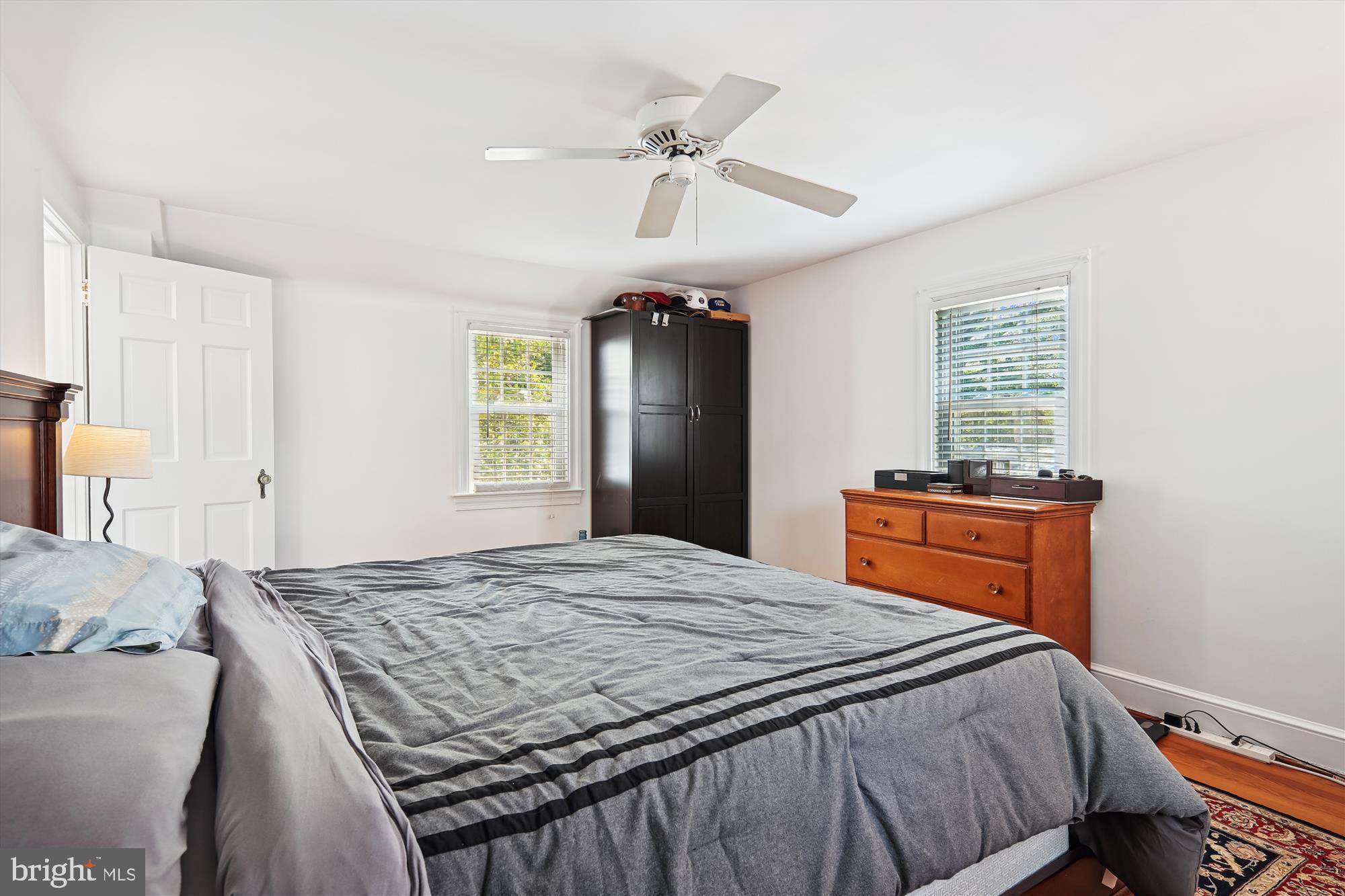 1802 N WAKEFIELD STREET