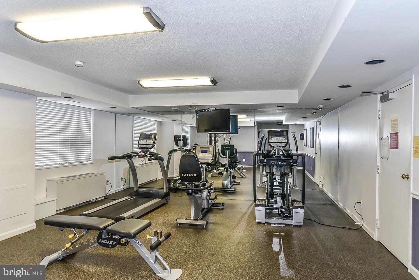 3515 WASHINGTON BLVD #506