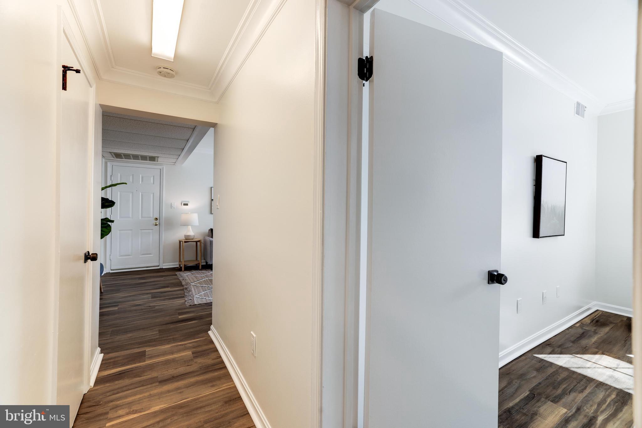 1913 KEY BOULEVARD 11572