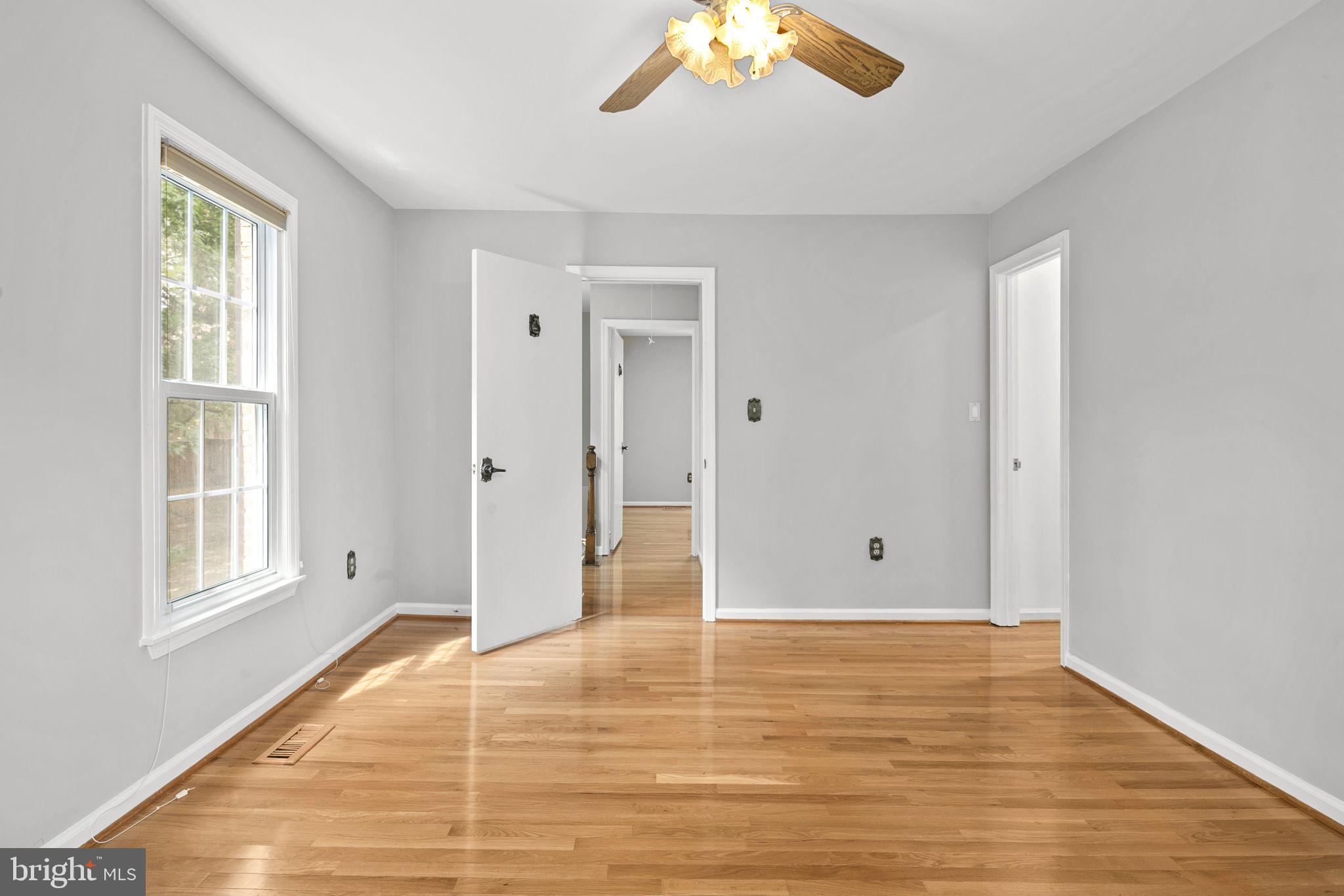 2514 S WALTER REED DRIVE 5