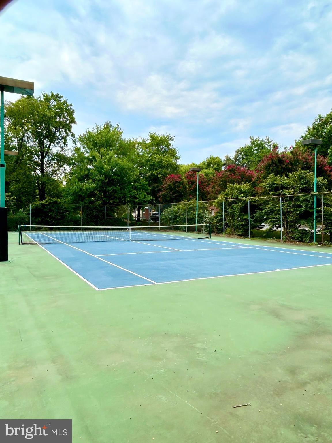 2514 S WALTER REED DRIVE 5