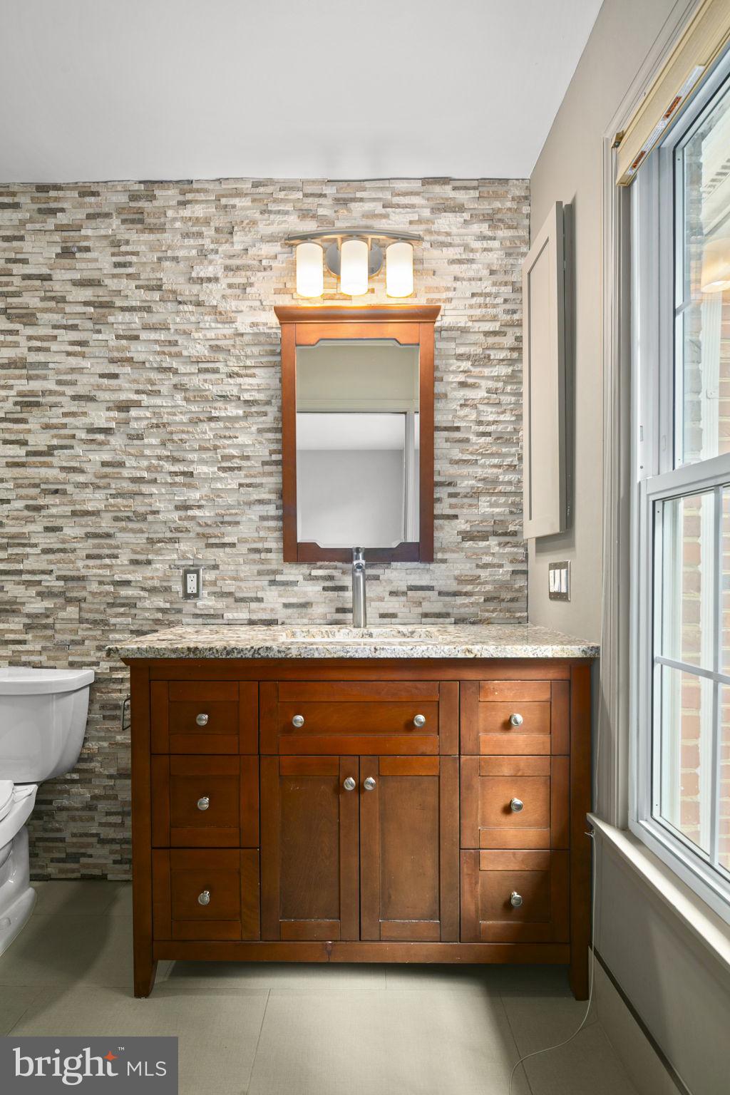 2514 S WALTER REED DRIVE 5