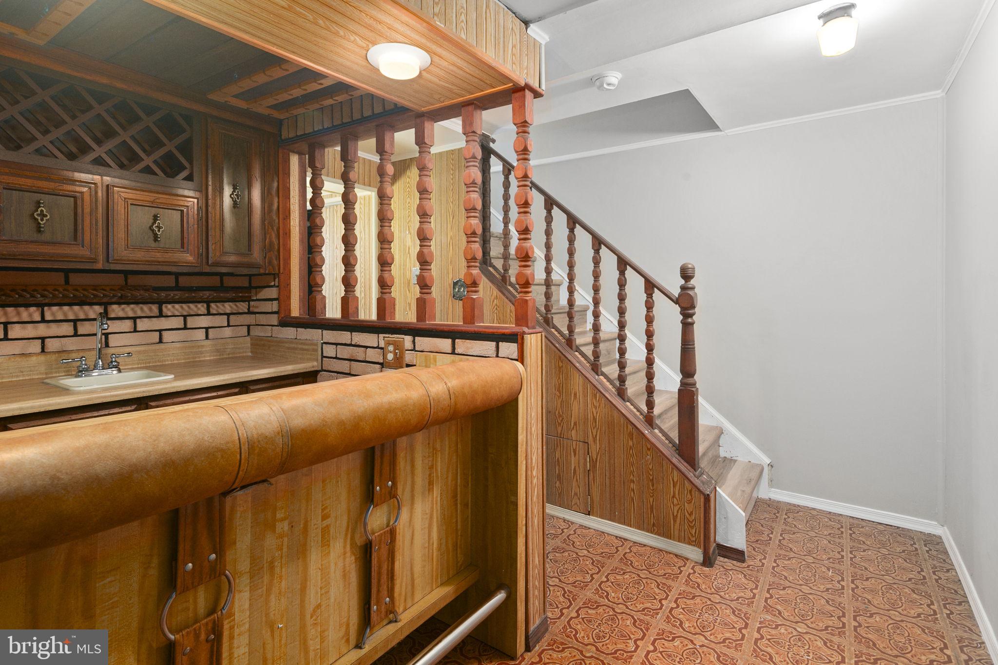 2514 S WALTER REED DRIVE 5