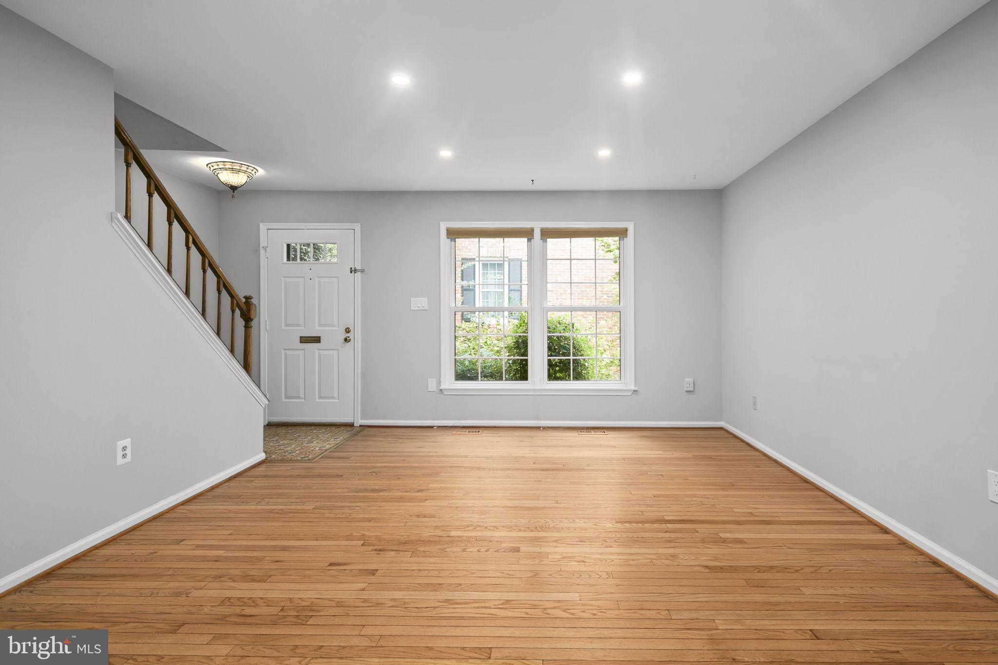 2514 S WALTER REED DRIVE 5