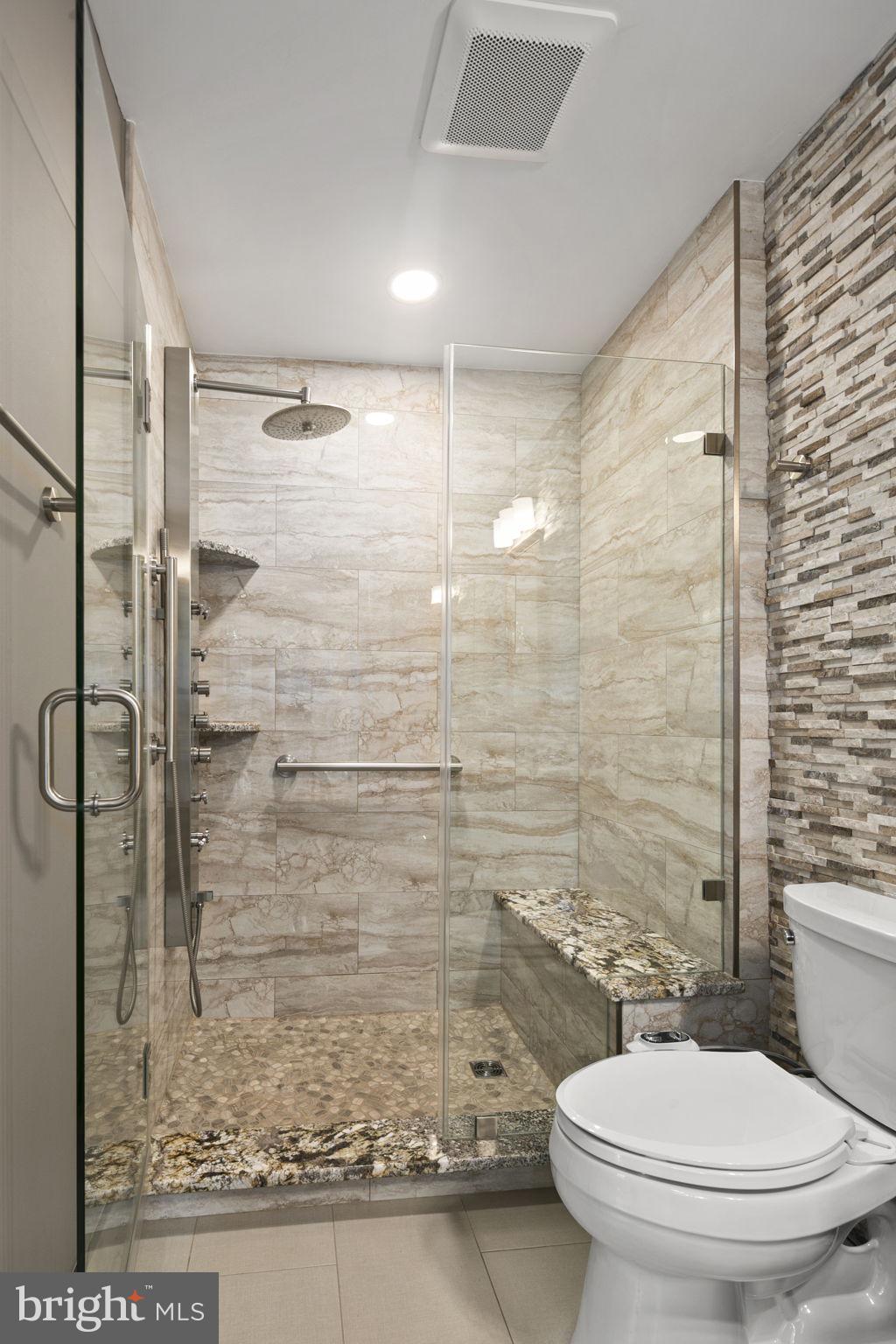 2514 S WALTER REED DRIVE 5