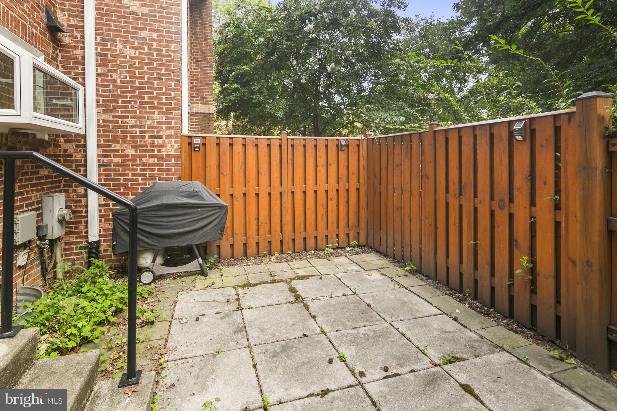 2514 S WALTER REED DRIVE 5