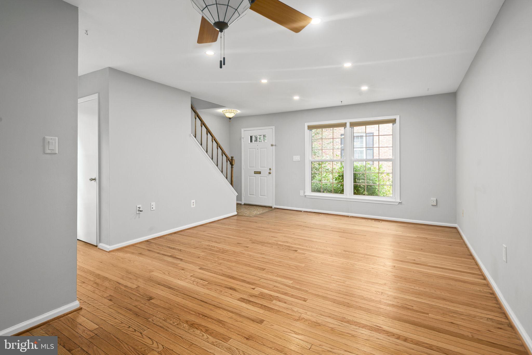 2514 S WALTER REED DRIVE 5