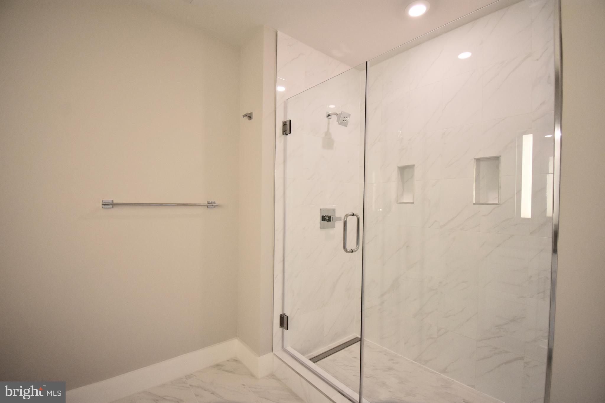 1411 KEY BLVD #604