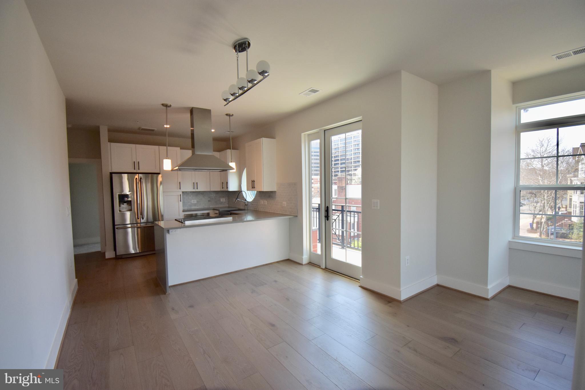 1411 KEY BLVD #604