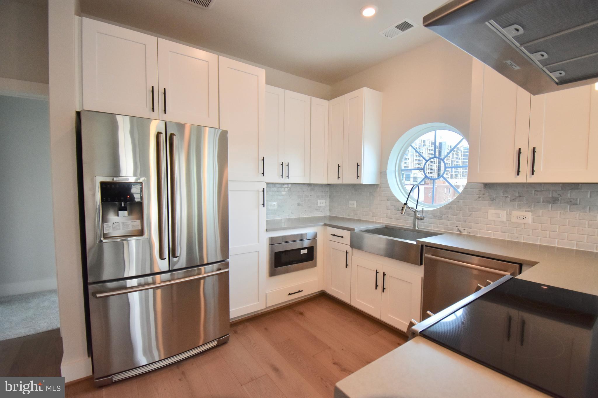 1411 KEY BLVD #604