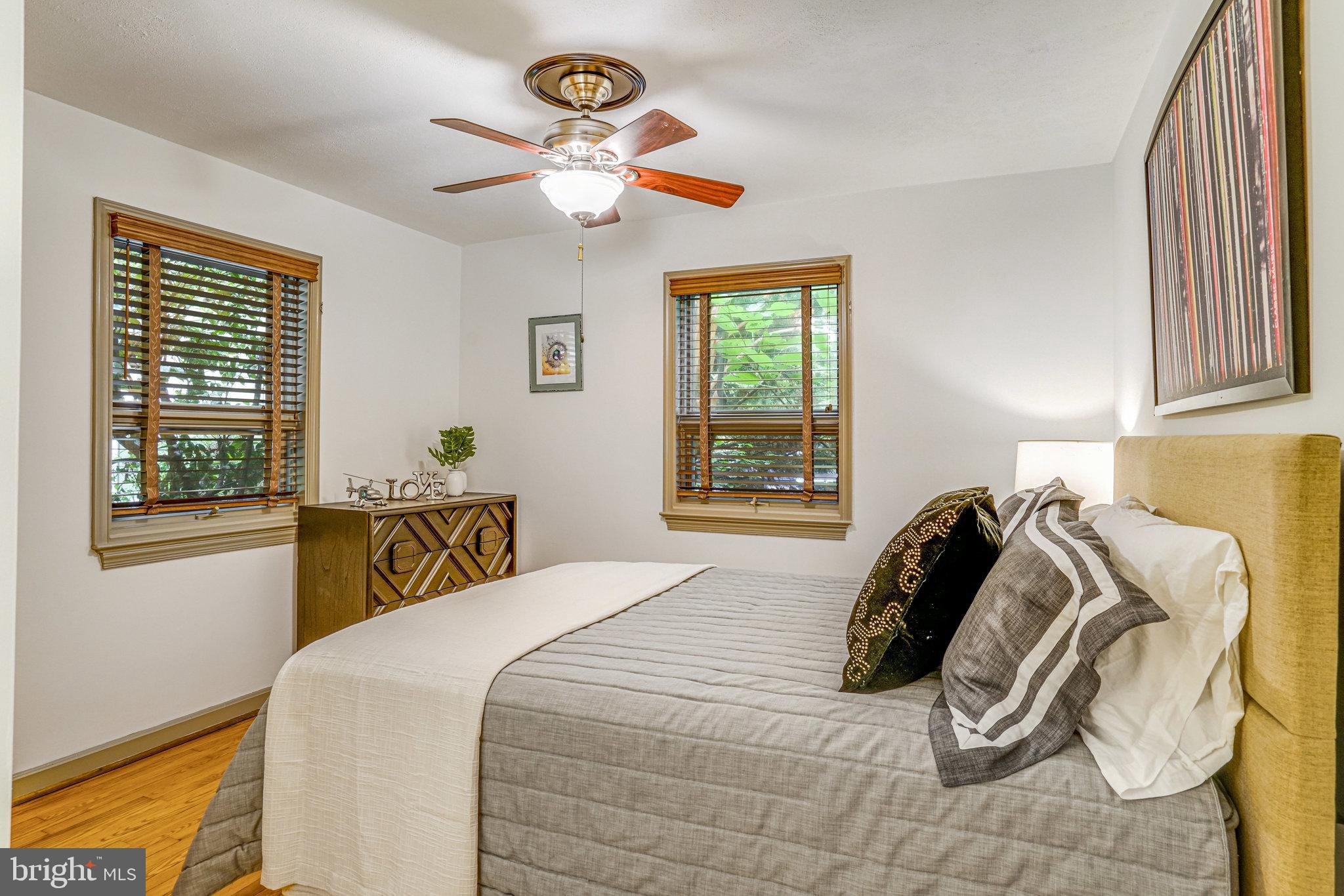 2005 S QUINCY STREET