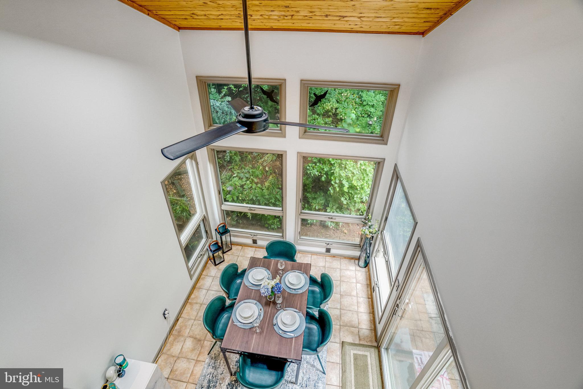 2005 S QUINCY STREET