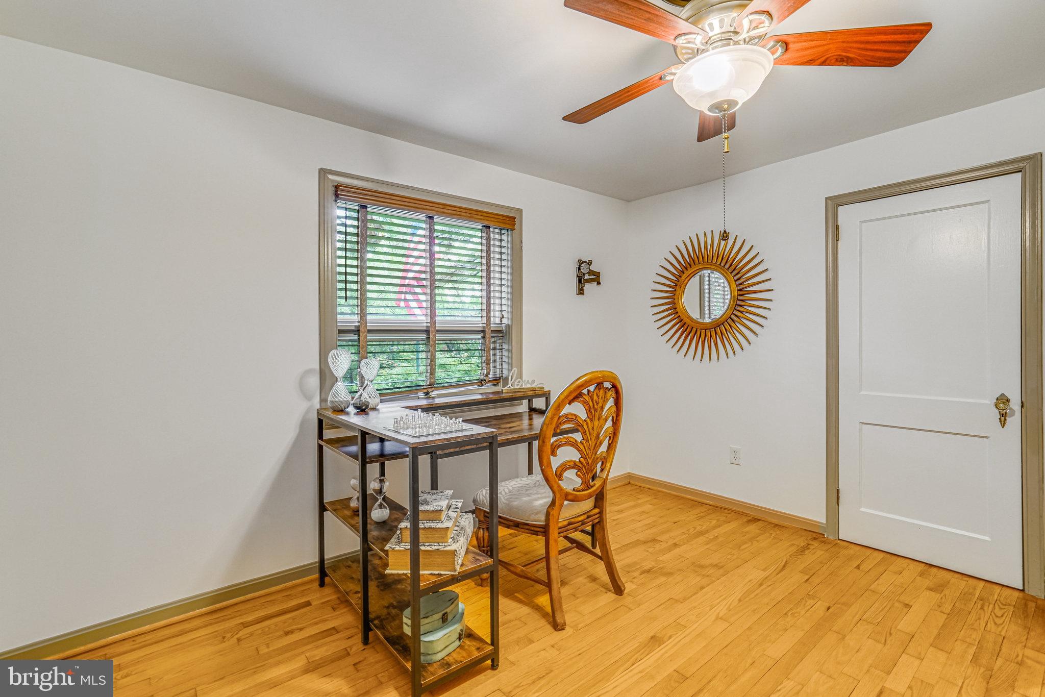 2005 S QUINCY STREET