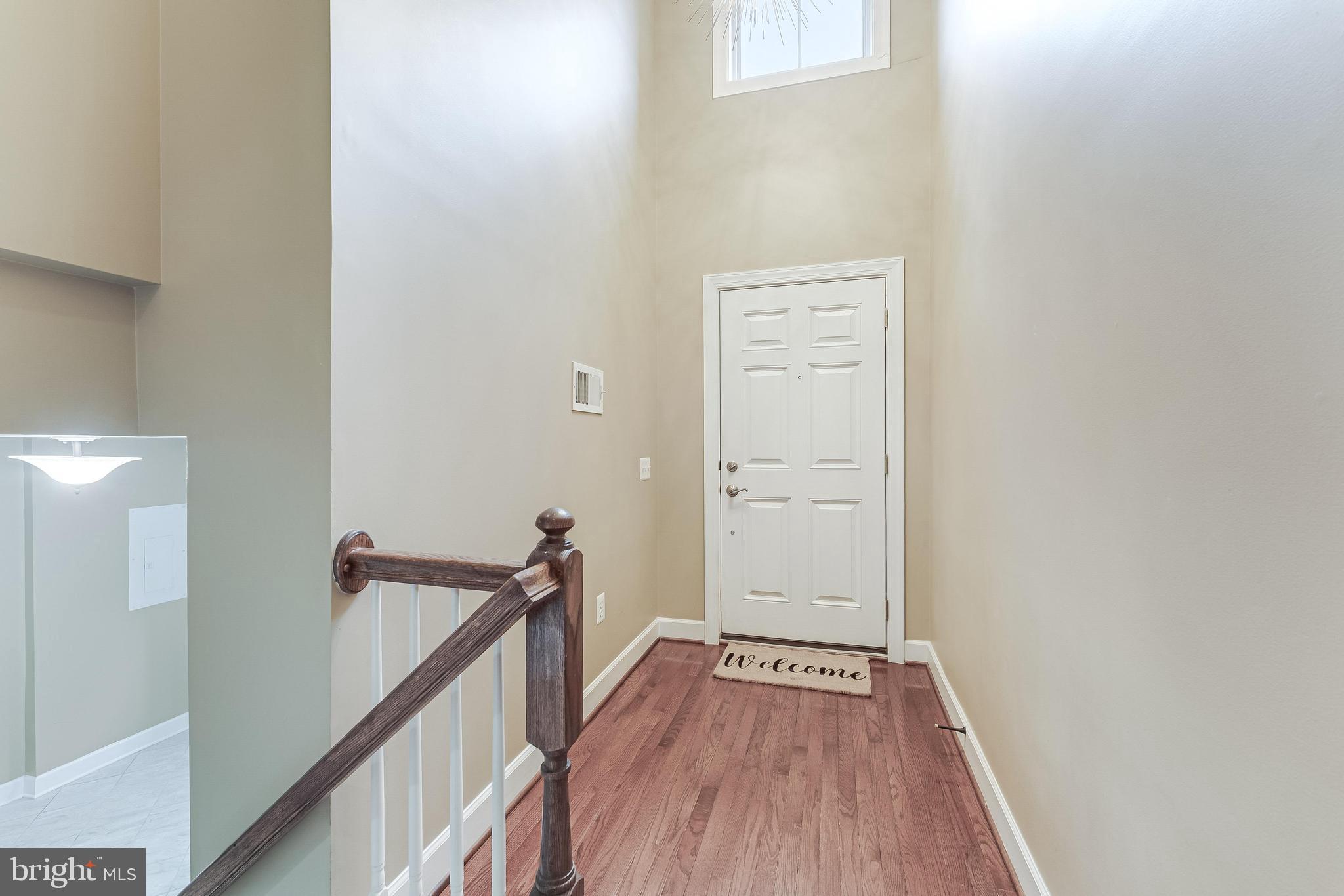 2654 S KENMORE COURT