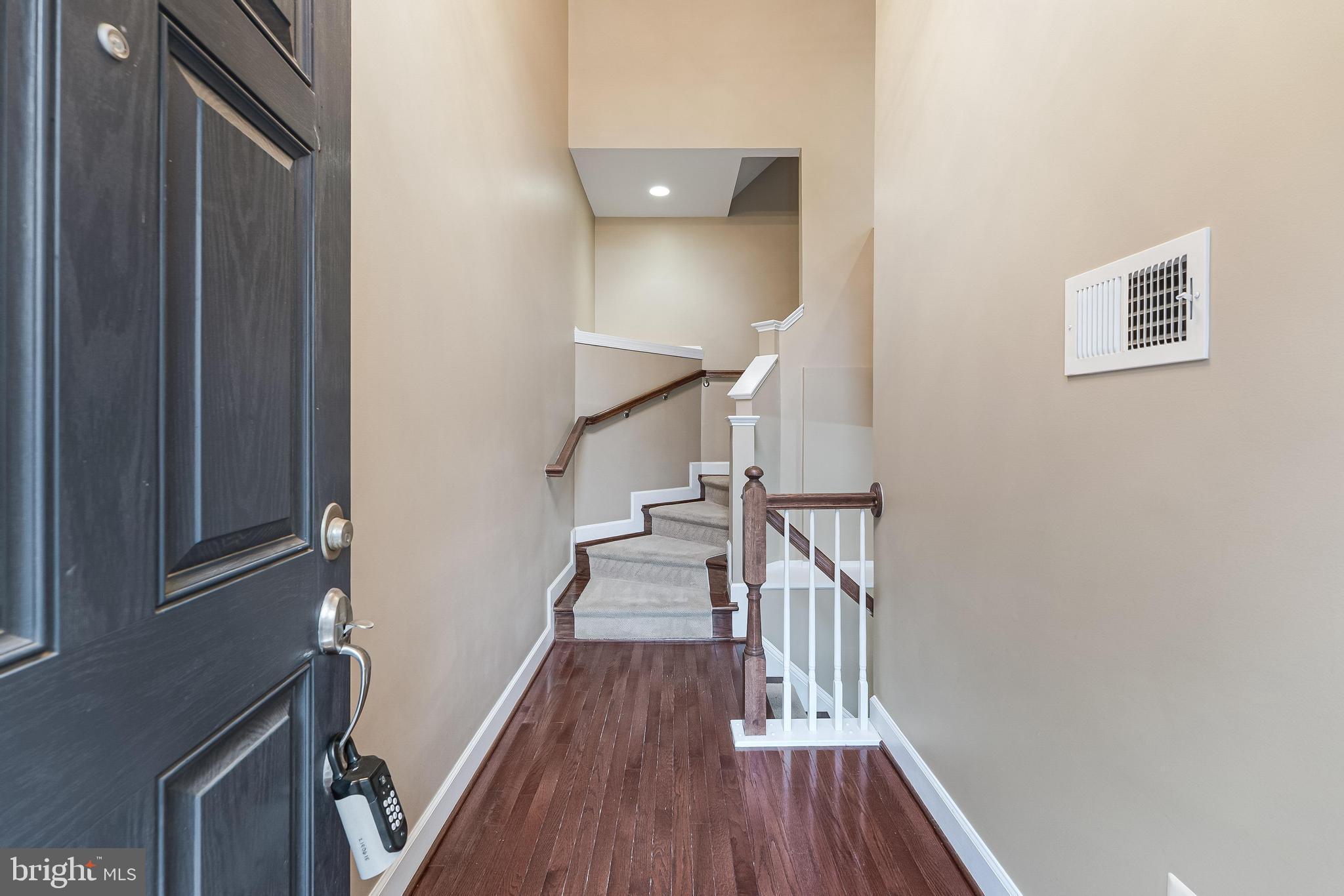 2654 S KENMORE COURT