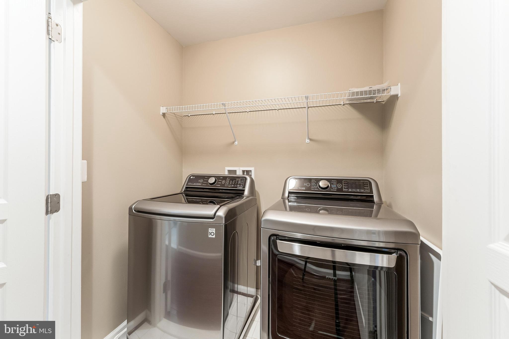 2654 S KENMORE COURT