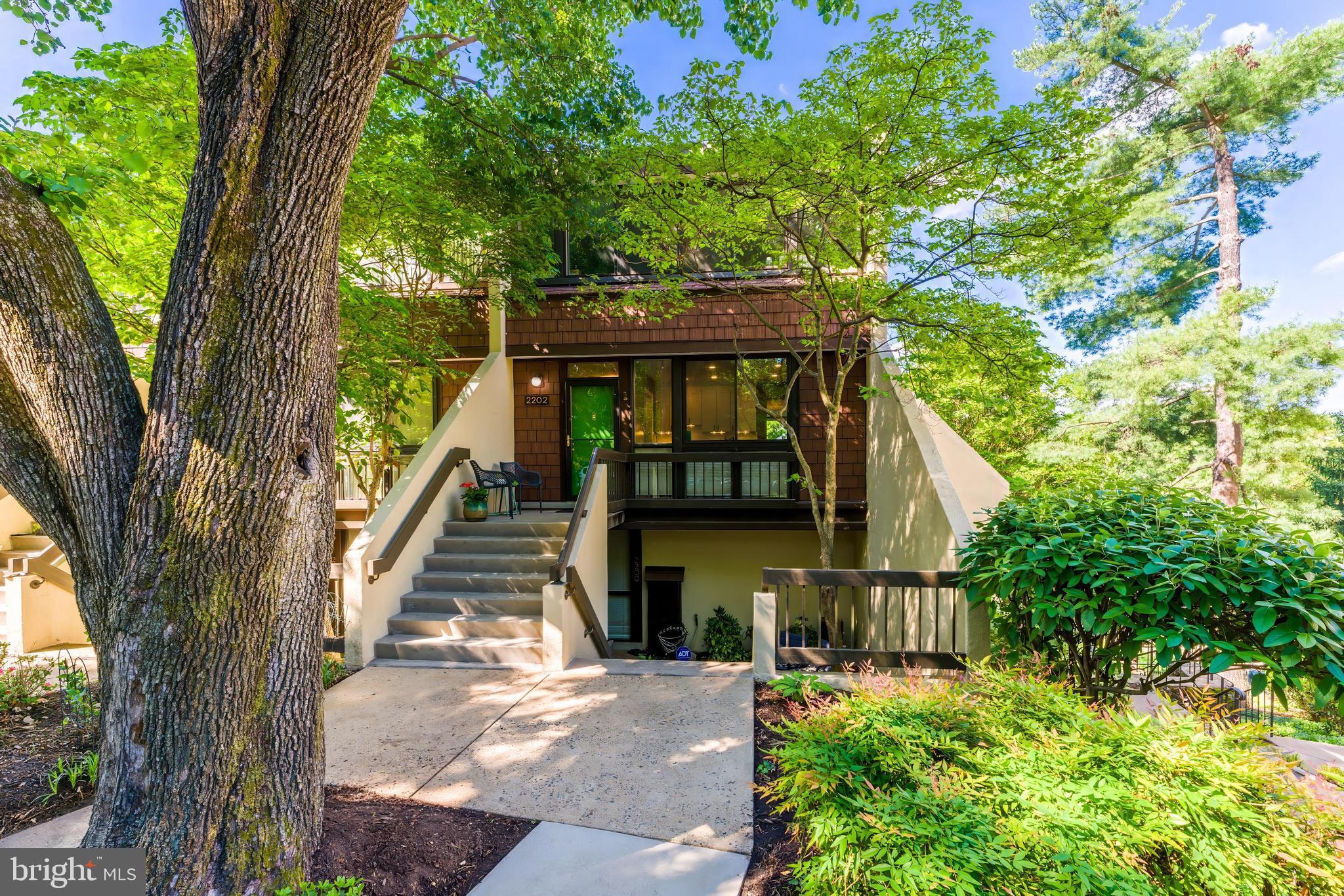 2202 S QUINCY STREET 2