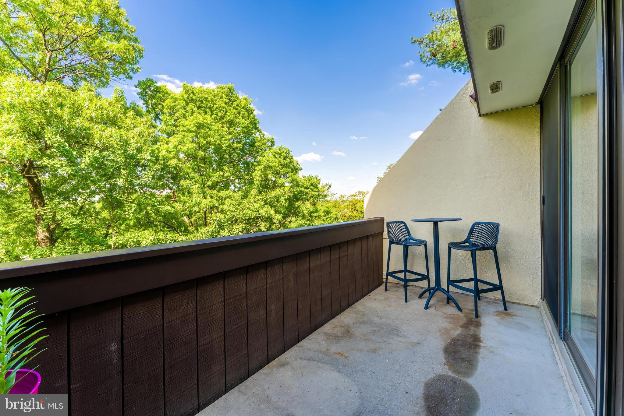 2202 S QUINCY STREET 2