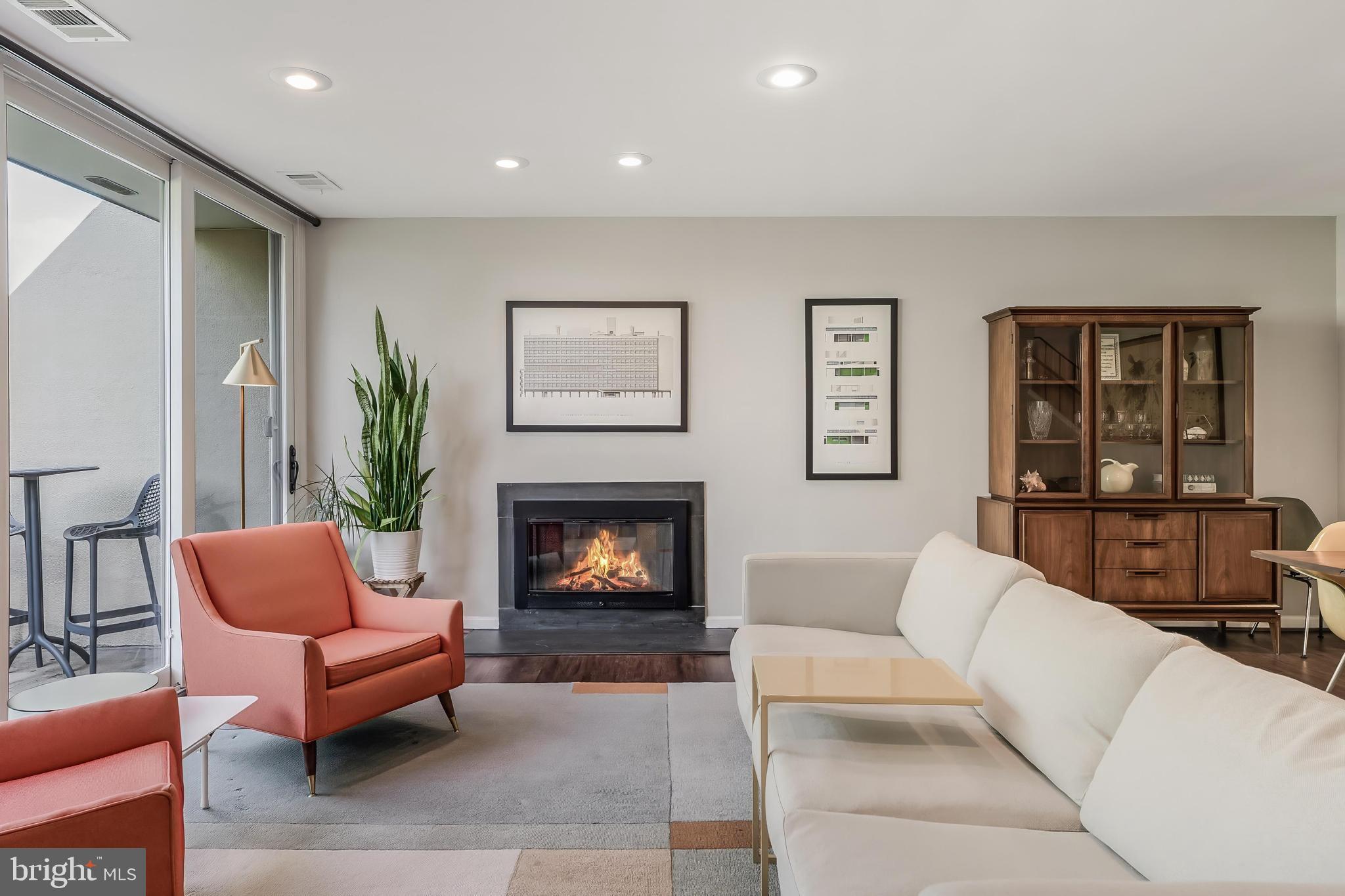 2202 S QUINCY STREET 2