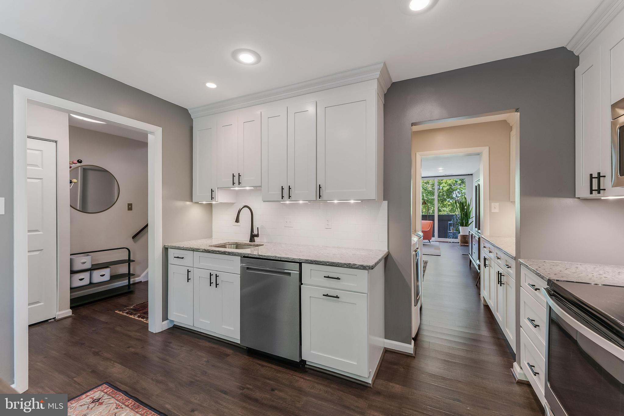 2202 S QUINCY STREET 2