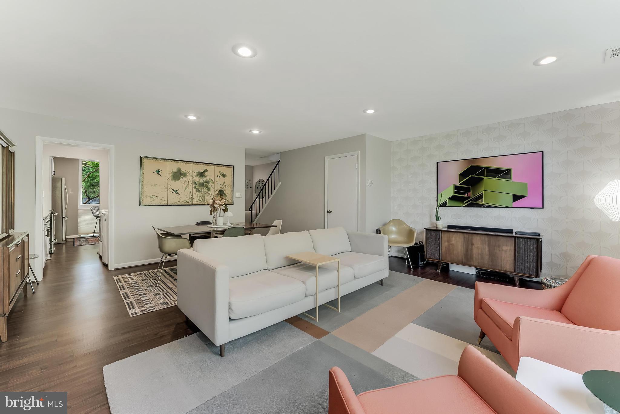 2202 S QUINCY STREET 2