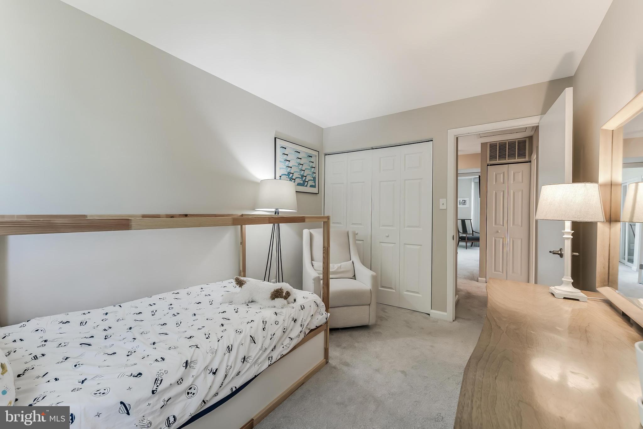 2202 S QUINCY STREET 2