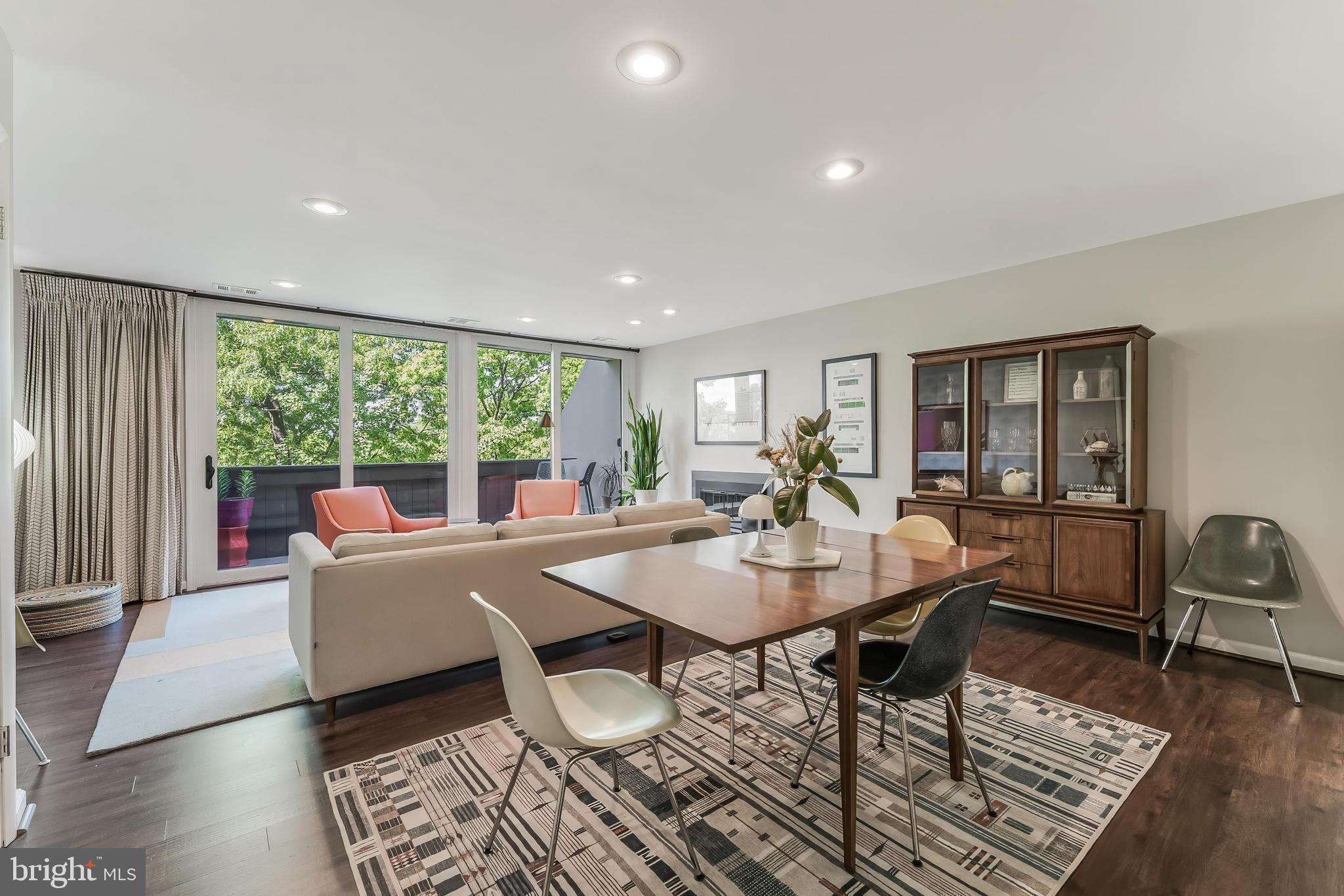 2202 S QUINCY STREET 2