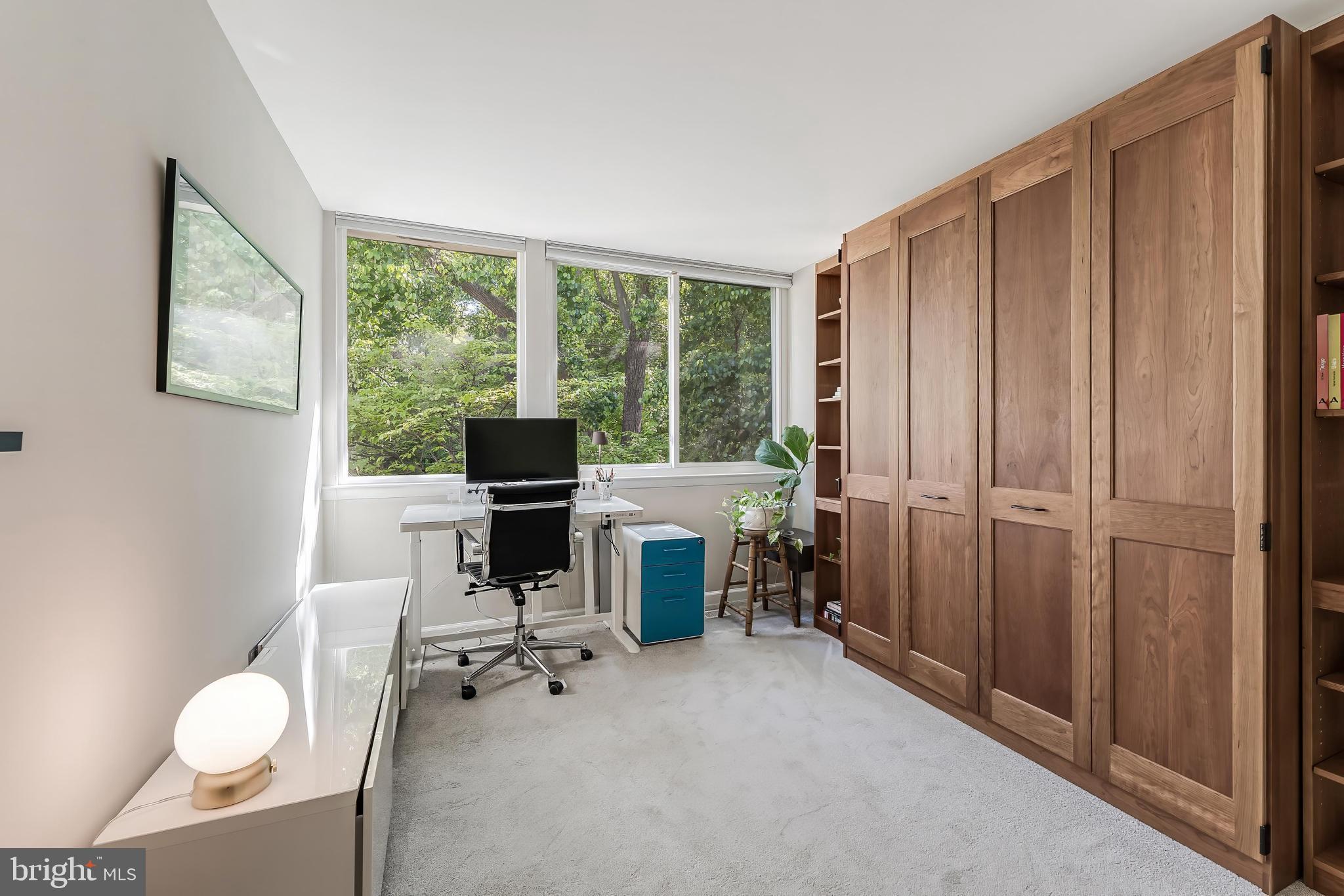 2202 S QUINCY STREET 2