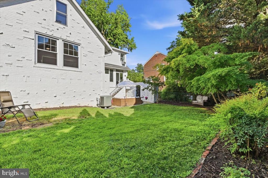 2800 S ARLINGTON RIDGE ROAD
