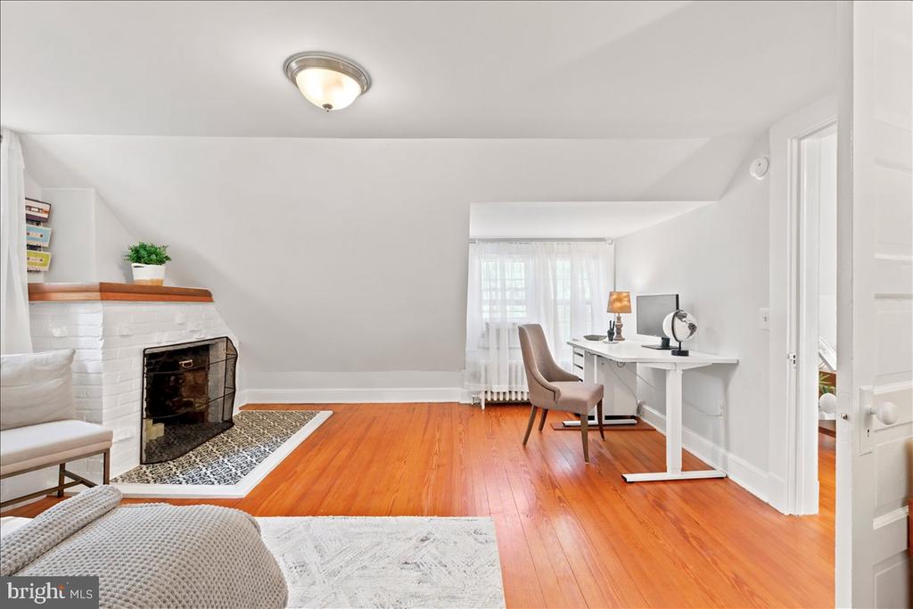 2800 S ARLINGTON RIDGE ROAD