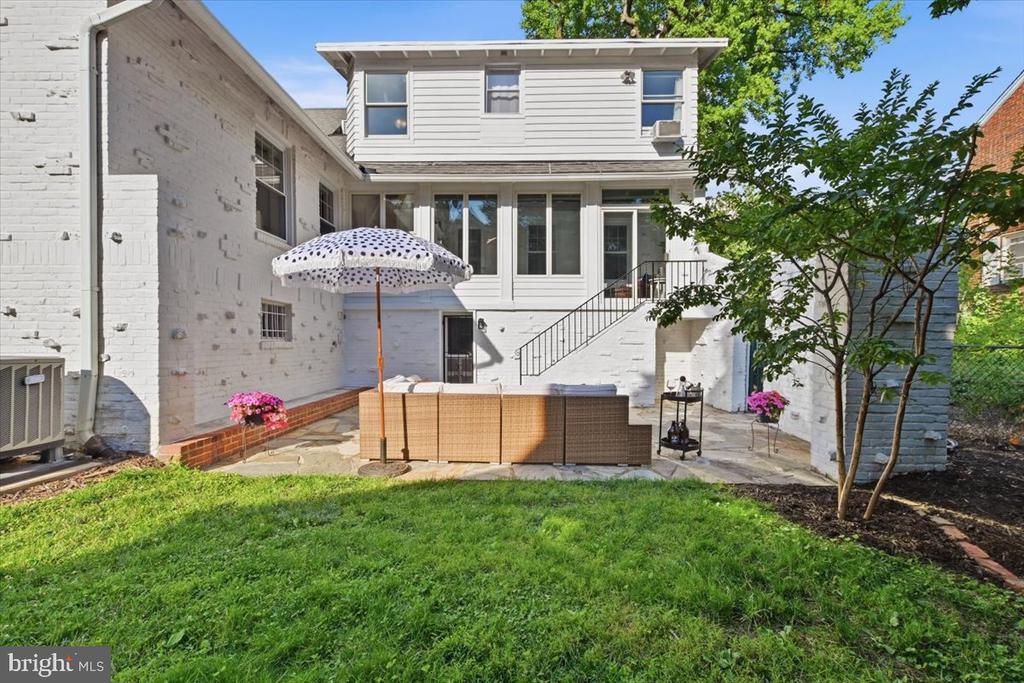 2800 S ARLINGTON RIDGE ROAD