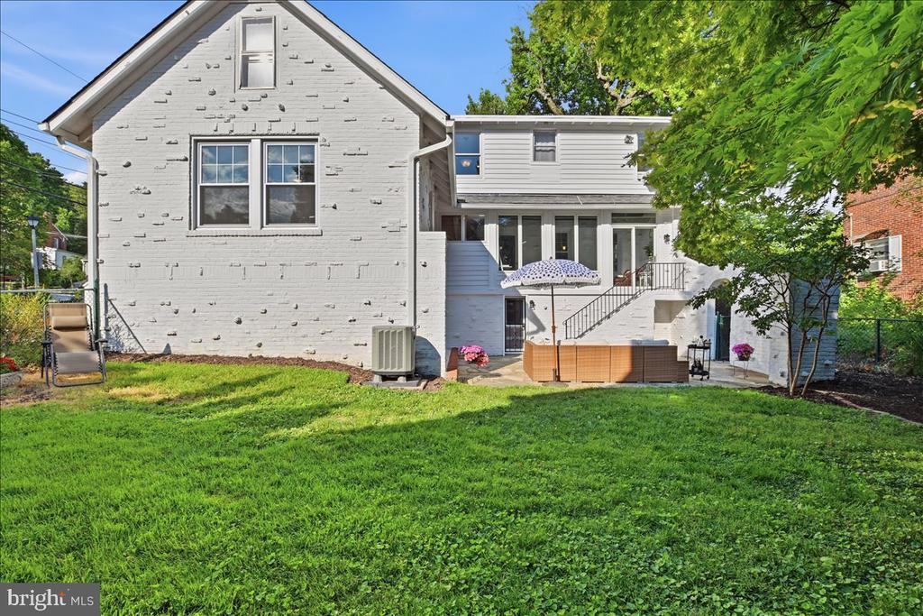 2800 S ARLINGTON RIDGE ROAD
