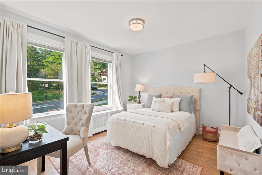 2800 S ARLINGTON RIDGE ROAD