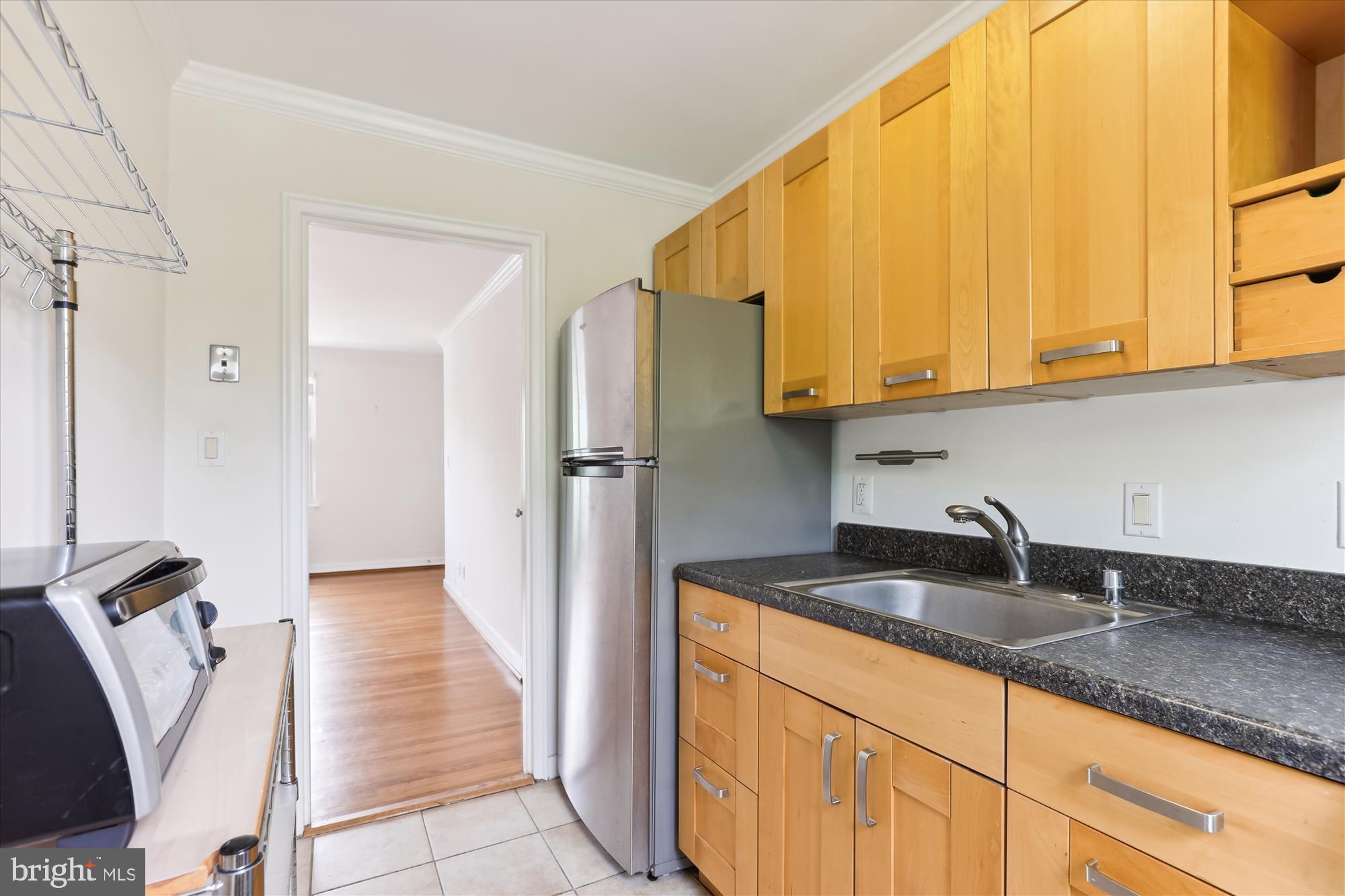 205 E GLEBE RD #E