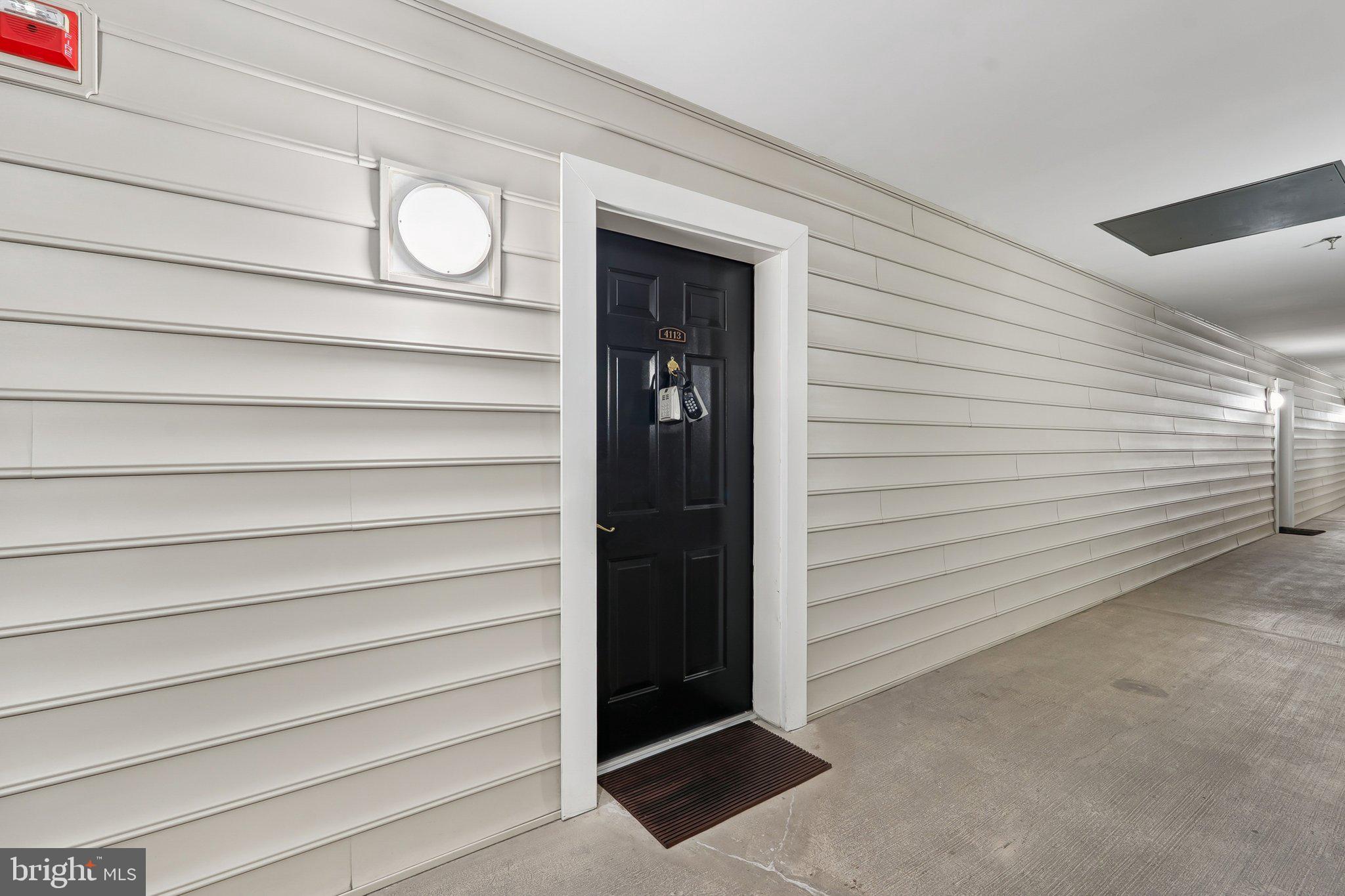 4551 STRUTFIELD LANE 4113