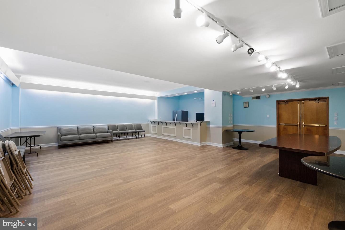 5340 HOLMES RUN PARKWAY 1017