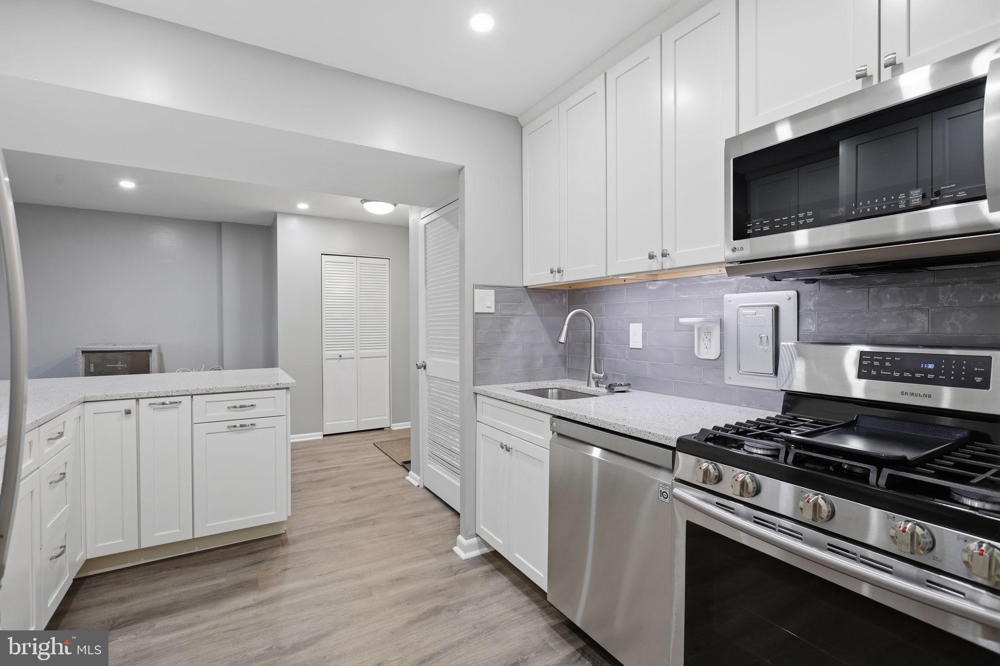 5340 HOLMES RUN PARKWAY 1017