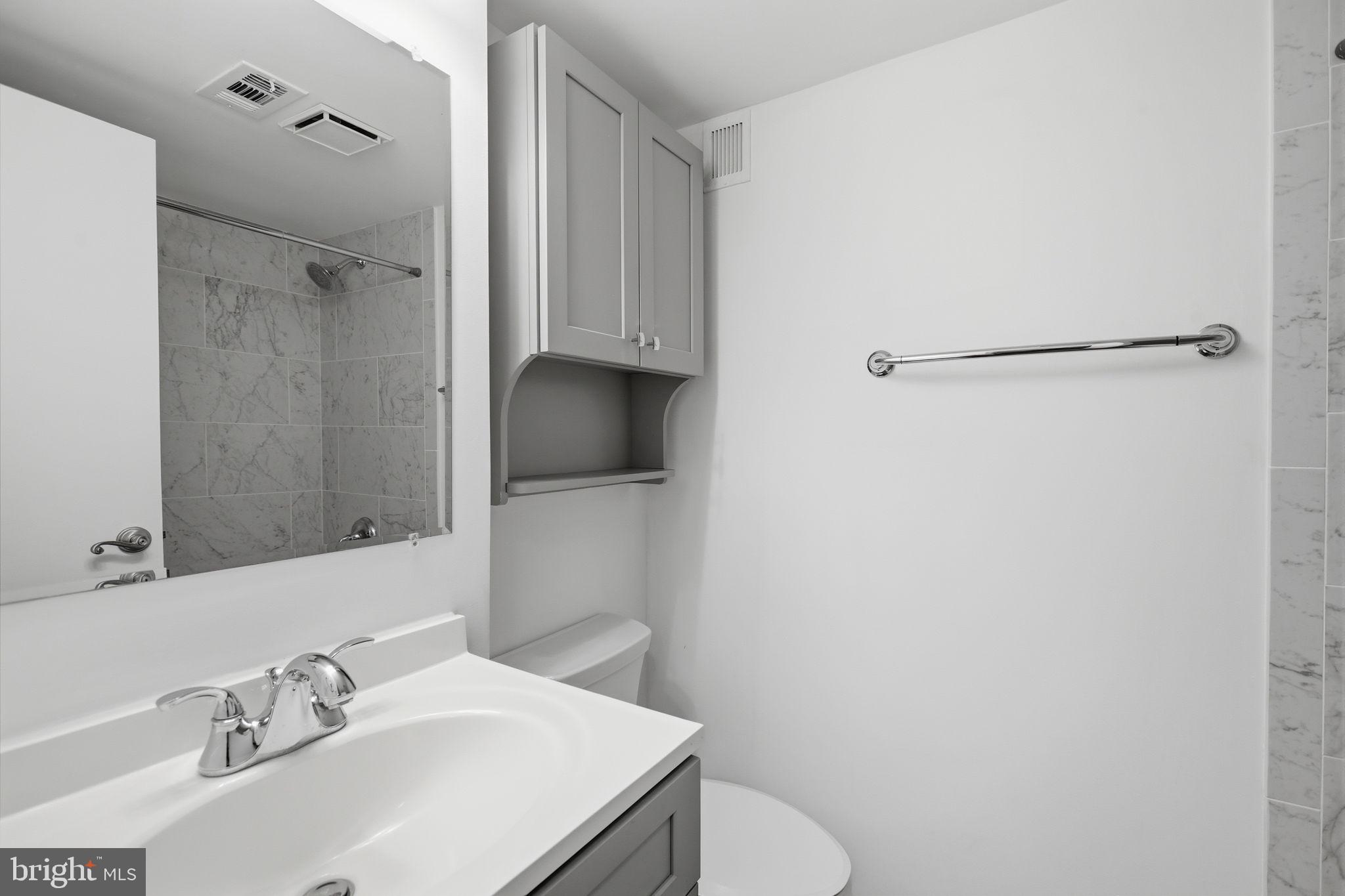 5340 HOLMES RUN PARKWAY 1017